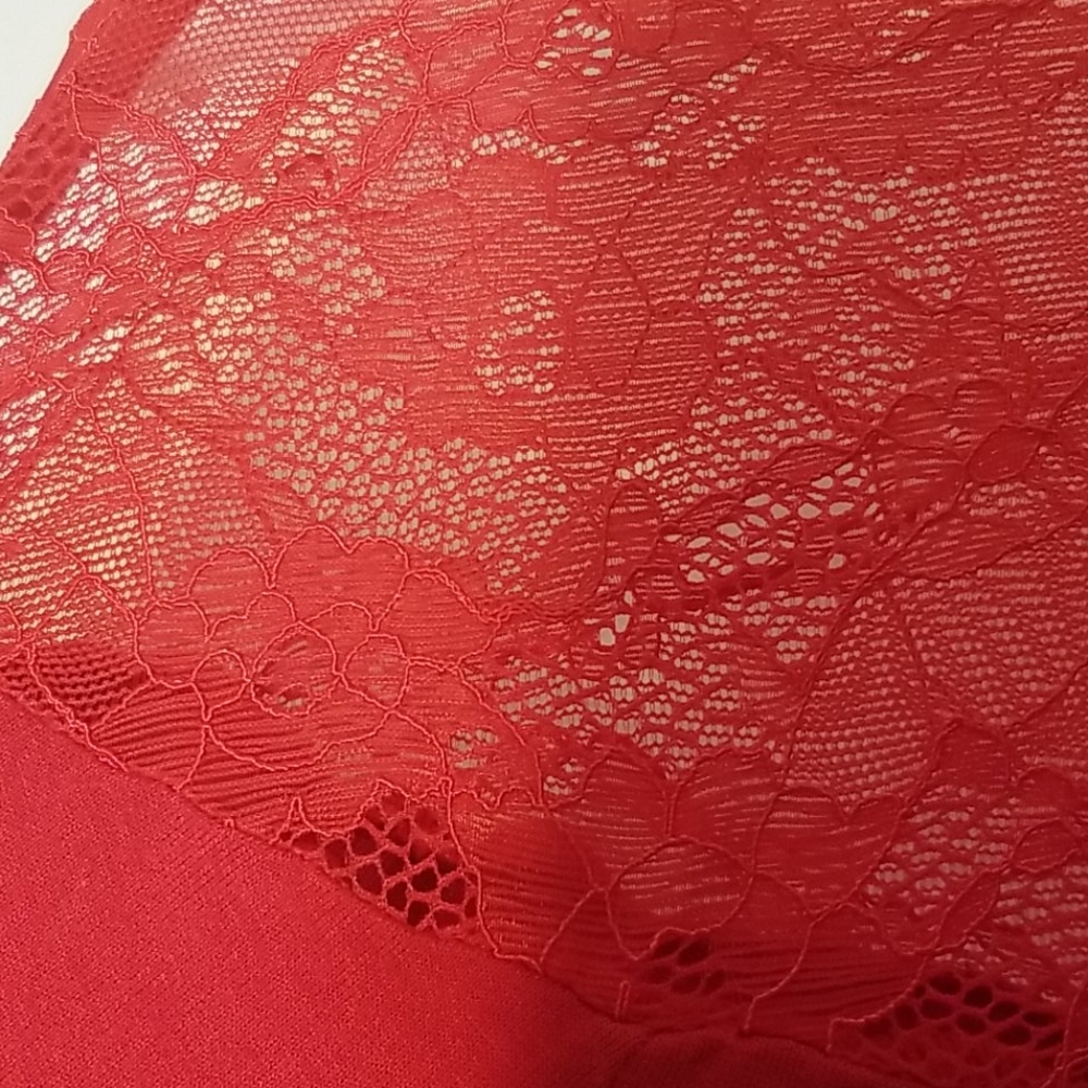 H&M Red Top - Picture 4 of 7